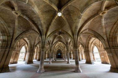 Glasgow, İngiltere 'deki Glasgow Üniversitesi' nin tarihi manastırı..