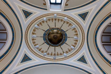 Glasgow, İngiltere - 12 Haziran 2024: Glasgow City Chambers binası. 1888 'de tamamlanan ve George Meydanı' na bakan Glasgow Şehir Meclisi şehrin en prestijli binalarından biridir..