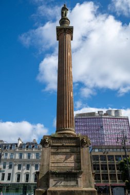 Sör Walter Scott 'ın George Meydanı, Glasgow, İngiltere' deki köşe yazısı.