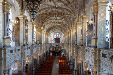 Hillerod, Danimarka - 28 Haziran 2024: Frederiksborg Sarayı, Hillerod, Danimarka 'da bir saraydır. Kral IV. Christian için bir kraliyet sarayı olarak inşa edildi ve şimdi bir ulusal tarih müzesi..