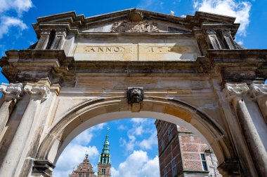 hillerod, Danimarka sarayda Frederiksborg sarayıdır. Bu bir kraliyet ikametgahı olarak Kral christian IV için inşa edilmiş ve şimdi Ulusal Tarih Müzesi.