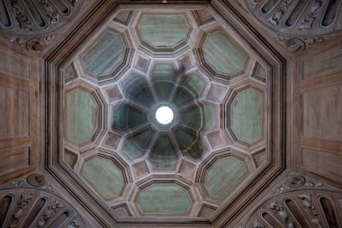 Stockholm, İsveç - 4 Ağustos 2024 Stockholm Belediye Binası. Konferans salonlarının yanı sıra ofis ve konferans salonlarına ev sahipliği yapar..