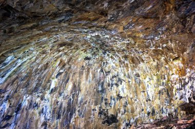 Gruta do Natal ya da Gruta do Cavalo, Afrika kıtasında bulunan Praia da Vitoria eyaletinde yer alan bir mağara sistemidir..