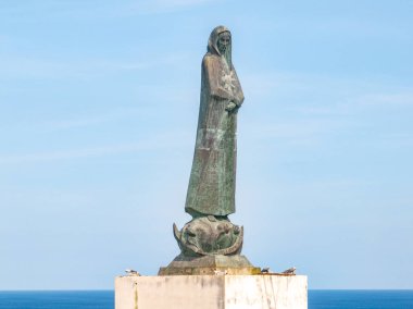 Monumento do Imaculado Coracao de Maria in Praia da Vitoria, Terceira, Azores, Meryem 'in Günahsız Kalbi onuruna kültürel ve ruhani bir anlam kazandıran dini bir simgedir..