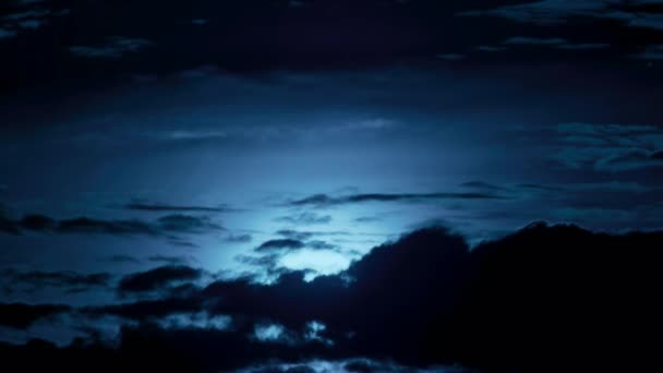 Cielo Notturno Con Luna Piena Tra Nuvole Parco Nazionale Hwange — Video Stock