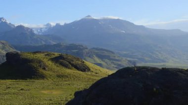 And Dağları boyunca uzanan hava manzarası Patagonya Ulusal Parkı 'na uzanır..
