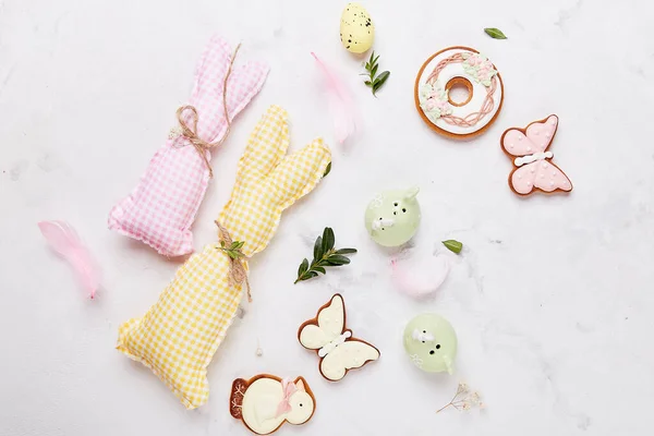 Easter Traditional Colorful Cookies Handmade Crafting Bunny Toys Happy Easter — Stock Photo, Image
