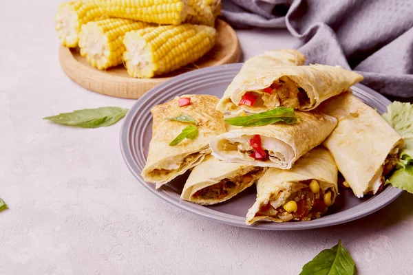 Southwest Chicken Egg Rolls Combination Corn Black Beans Red Bell — Stock Photo, Image