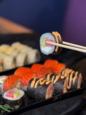 Sushi, üst katı kapat. Geleneksel Japon Yemekleri