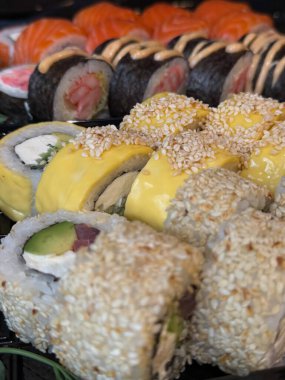 Sushi, üst katı kapat. Geleneksel Japon Yemekleri