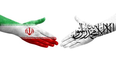 Afganistan ve İran bayrakları arasında el sıkışma, izole şeffaf görüntü.