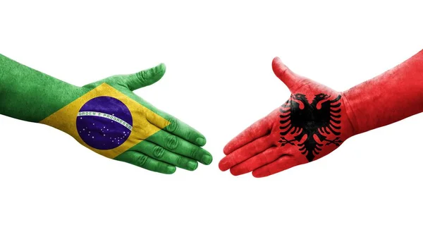 Handshake Entre Albânia Brasil Bandeiras Pintadas Mãos Imagem Transparente Isolada — Fotografia de Stock