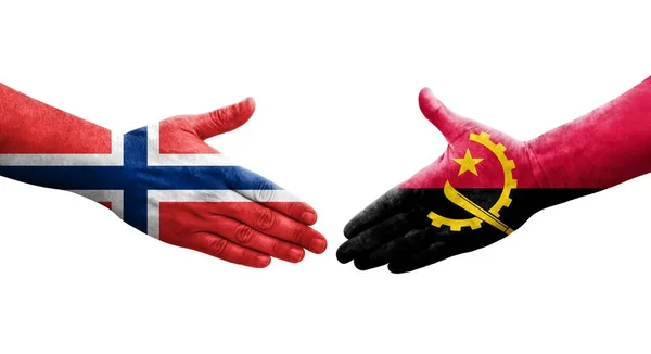Handslag Mellan Angola Och Norge Flaggor Målade Händer Isolerad Transparent — Stockfoto