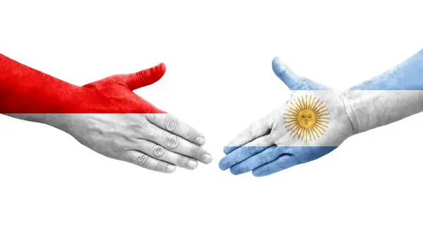 Рукопожатие Между Флагом Аргентины Индонезии Нарисованное Руках Изолированное Прозрачное Изображение — стоковое фото