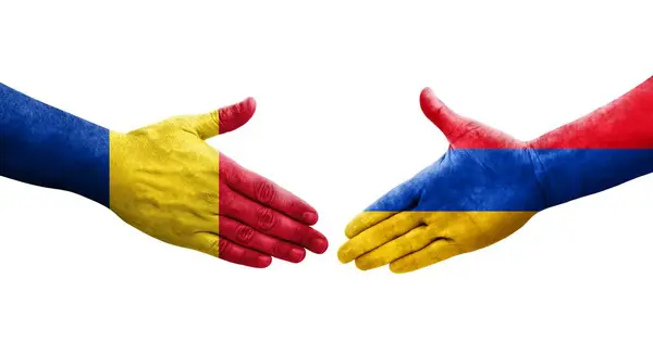 Ellerinde Ermenistan Romanya Bayrakları Arasında Sıkışma Izole Şeffaf Görüntü — Stok fotoğraf