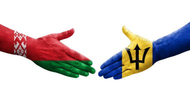 Ellerinde Barbados ve Belarus bayrakları arasında el sıkışma, izole şeffaf görüntü.
