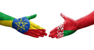 Belarus ve Etiyopya bayrakları arasındaki el sıkışma ellerinde izole şeffaf görüntü.