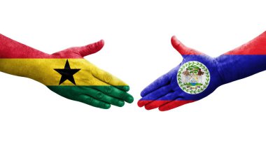 Belize ve Gana bayrakları arasındaki el sıkışma ellerinde resmedilmiş şeffaf görüntü.