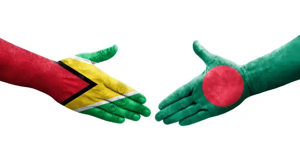 Apretón Manos Entre Bangladesh Guyana Banderas Pintadas Las Manos Imagen — Foto de Stock