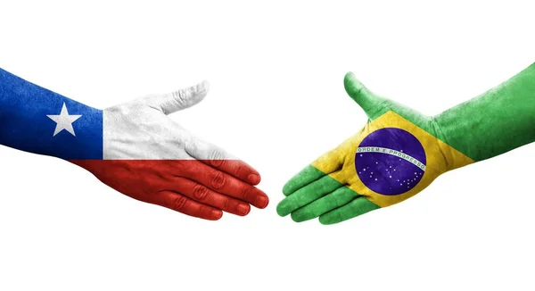 Stretta Mano Tra Brasile Cile Bandiere Dipinte Mani Immagine Isolata — Foto Stock