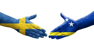 Curacao ve İsveç bayrakları arasındaki el sıkışma, izole şeffaf görüntü.