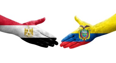 Ekvador ve Mısır bayrakları arasındaki el sıkışma ellerinde resmedilmiş şeffaf görüntü.