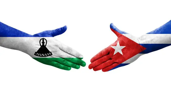 Aperto Mão Entre Cuba Lesoto Bandeiras Pintadas Mãos Imagem Transparente — Fotografia de Stock