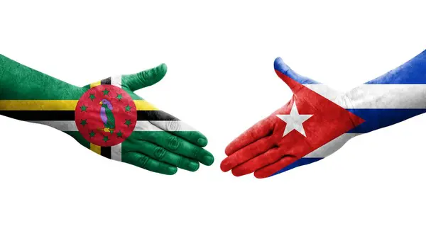 Håndtryk Mellem Cuba Dominica Flag Malet Hænder Isoleret Gennemsigtigt Billede - Stock-foto