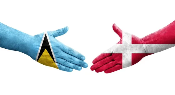 Uścisk Dłoni Między Danią Flagami Saint Lucia Namalowanymi Dłoniach Odizolowany — Zdjęcie stockowe