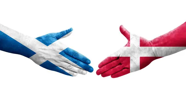 丹麦和苏格兰之间握手 手绘国旗 孤立透明的形象 — 图库照片