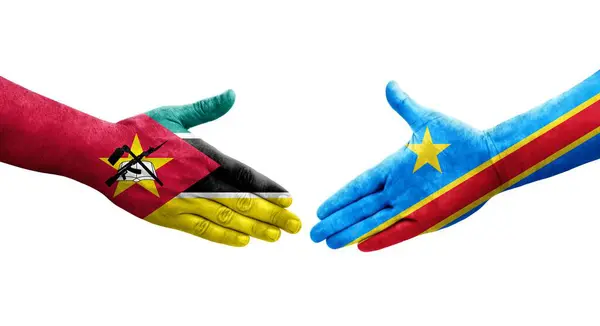 Aperto Mão Entre Bandeiras Congo Moçambique Pintadas Mãos Imagem Transparente — Fotografia de Stock
