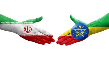 Etiyopya ve İran bayrakları arasında el sıkışma, izole edilmiş şeffaf görüntü.