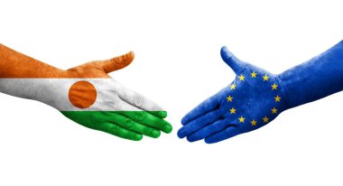 Avrupa Birliği ile Nijer bayrakları arasındaki el sıkışma, izole şeffaf görüntü.