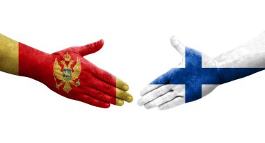 Finlandiya ile Karadağ arasındaki el sıkışma, elde boyanmış bayraklar, izole edilmiş şeffaf görüntü.