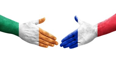 Fransa ve İrlanda bayrakları arasında el sıkışma, izole şeffaf görüntü.