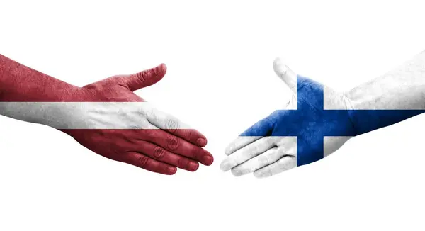 Kézfogás Finnország Lettország Között Kézre Festett Zászlók Elszigetelt Átlátszó Kép — Stock Fotó