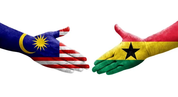 ガーナとマレーシアの国旗を手描きで握手し 透明感のある孤立したイメージ — ストック写真