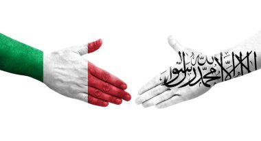 İtalya ve Afganistan bayrakları arasında el sıkışma, izole şeffaf görüntü.
