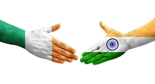 Kézfogás Között India Írország Zászlók Festett Kézen Elszigetelt Átlátszó Kép — Stock Fotó