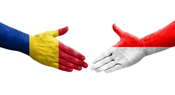 Aperto Mão Entre Indonésia Roménia Bandeiras Pintadas Mãos Imagem Transparente — Fotografia de Stock
