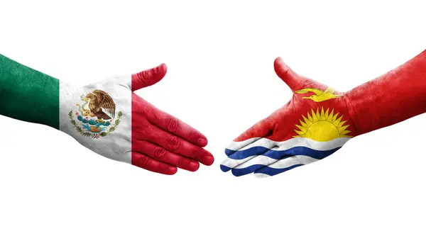 Χειραψία Μεταξύ Κιριμπάτι Και Του Μεξικού Σημαίες Ζωγραφισμένα Στα Χέρια — Φωτογραφία Αρχείου