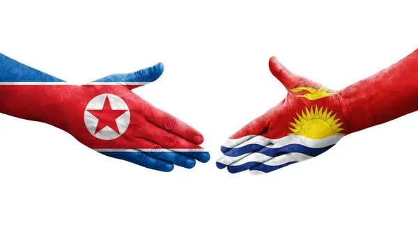 Aperto Mão Entre Kiribati Bandeiras Coreia Norte Pintadas Mãos Imagem — Fotografia de Stock