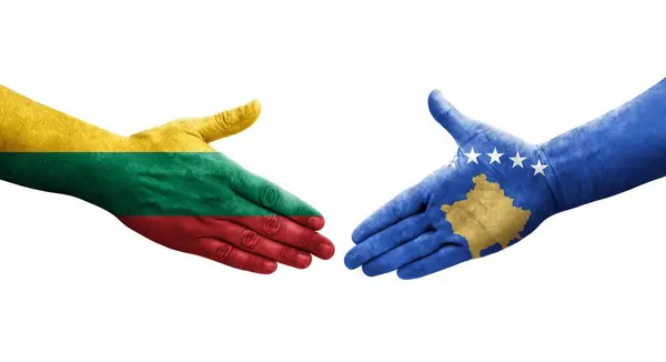 Mano Apretada Entre Kosovo Lituania Banderas Pintadas Las Manos Imagen —  Fotos de Stock