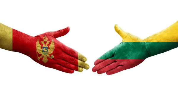 Stretta Mano Tra Lituania Montenegro Bandiere Dipinte Mani Immagine Isolata — Foto Stock