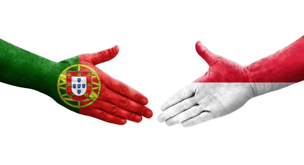 Handdruk Tussen Monaco Portugal Vlaggen Handen Geschilderd Geïsoleerd Transparant Beeld — Stockfoto