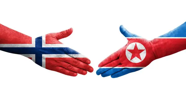 Aperto Mão Entre Coreia Norte Noruega Bandeiras Pintadas Mãos Imagem — Fotografia de Stock