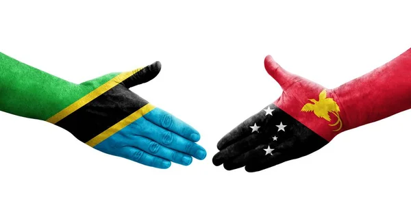 Aperto Mão Entre Papua Nova Guiné Bandeiras Tanzânia Pintadas Mãos — Fotografia de Stock