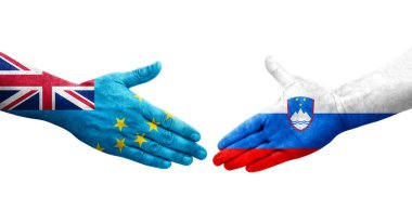 Ellerinde Tuvalu ve Slovenya bayrakları arasında el sıkışma, izole şeffaf görüntü.