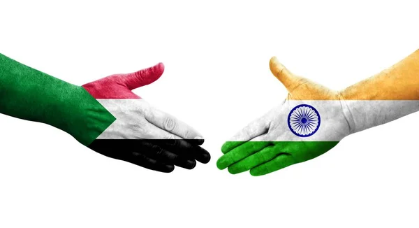 Handslag Mellan Sudan Och Indien Flaggor Målade Händer Isolerad Transparent — Stockfoto