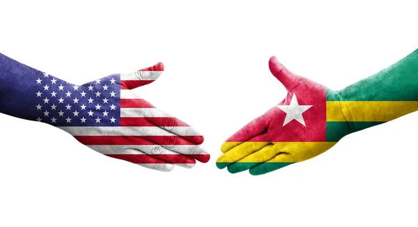 手描きのトーゴとアメリカの旗の間の握手 隔離された透明画像 — ストック写真